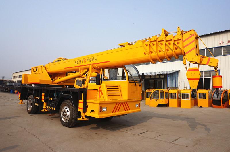 Crane Trucks